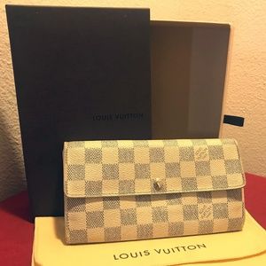 Louis Vuitton White and Gray Checkered Wallet